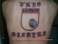 Tattoo - Tatuaje - tatuagem - "TUYO SIEMPRE." Tatuaje de la Barra: La Guardia Albi Roja Sur • Club: Independiente Santa Fe • País: Colombia