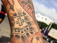 Tattoo - Tatuaje - tatuagem - "Estandarte LGARS." Tatuaje de la Barra: La Guardia Albi Roja Sur • Club: Independiente Santa Fe • País: Colombia