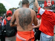 Tattoo - Tatuaje - tatuagem - "GUARDIA Y LEÓN." Tatuaje de la Barra: La Guardia Albi Roja Sur • Club: Independiente Santa Fe • País: Colombia