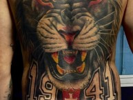Tattoo - Tatuaje - tatuagem - Tatuaje de la Barra: La Guardia Albi Roja Sur • Club: Independiente Santa Fe • País: Colombia