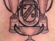 Tattoo - Tatuaje - tatuagem - "Escudo Antiguo de Huachipato y sus copas" Tatuaje de la Barra: Los Acereros &bull; Club: Huachipato &bull; País: Chile