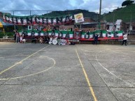Trapo - Bandeira - Faixa - Telón - Trapo de la Barra: Brigada 11 • Club: Once Caldas • País: Colombia