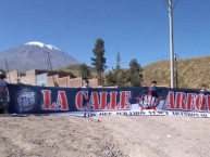 Trapo - Bandeira - Faixa - Telón - "LA CALLE AREQVIPA - COMANDO SVR" Trapo de la Barra: Comando SVR &bull; Club: Alianza Lima