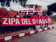 Trapo - Bandeira - Faixa - Telón - Trapo de la Barra: Disturbio Rojo Bogotá • Club: América de Cáli