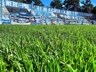 Trapo - Bandeira - Faixa - Telón - "CANCHA DE ALMAGRO, ARGENTINA, 04/2024" Trapo de la Barra: Geral do Grêmio • Club: Grêmio • País: Brasil