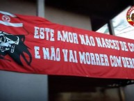 Trapo - Bandeira - Faixa - Telón - Trapo de la Barra: Guarda Popular • Club: Internacional • País: Brasil