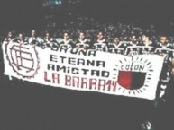 Trapo - Bandeira - Faixa - Telón - "Eterna Amistad" Trapo de la Barra: La Barra 14 • Club: Lanús