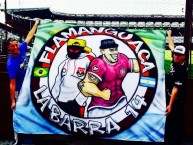 Trapo - Bandeira - Faixa - Telón - "Amistad con la torcida Flamanguaça del Flamengo de Brasil" Trapo de la Barra: La Barra 14 • Club: Lanús