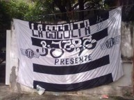Trapo - Bandeira - Faixa - Telón - Trapo de la Barra: La Escolta • Club: Libertad • País: Paraguay