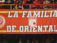 Trapo - Bandeira - Faixa - Telón - Trapo de la Barra: La Guardia Albi Roja Sur &bull; Club: Independiente Santa Fe &bull; País: Colombia