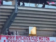Trapo - Bandeira - Faixa - Telón - Trapo de la Barra: La Guardia Albi Roja Sur &bull; Club: Independiente Santa Fe