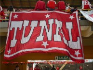 Trapo - Bandeira - Faixa - Telón - "LA 24 TUNAL" Trapo de la Barra: La Guardia Albi Roja Sur • Club: Independiente Santa Fe