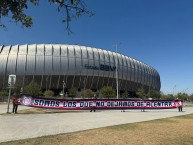 Trapo - Bandeira - Faixa - Telón - "somos los que no dejamos de alentar" Trapo de la Barra: La Irreverente &bull; Club: Chivas Guadalajara &bull; País: México