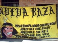 Trapo - Bandeira - Faixa - Telón - "Nueva Raza" Trapo de la Barra: La Raza Aurinegra • Club: Guaraní de Asunción