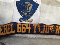 Trapo - Bandeira - Faixa - Telón - "rebel 664 tijuana creador tupsi" Trapo de la Barra: La Rebel • Club: Pumas • País: México