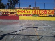 Trapo - Bandeira - Faixa - Telón - "LA BANDA DEL MORELIA ~ LA FAMOSA BANDA DEL PONIENTE" Trapo de la Barra: Locura 81 &bull; Club: Monarcas Morelia