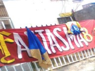 Trapo - Bandeira - Faixa - Telón - "LA BANDA DEL MORELIA ~ LA FAMOSA BANDA DEL PONIENTE" Trapo de la Barra: Locura 81 &bull; Club: Monarcas Morelia