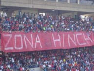 Trapo - Bandeira - Faixa - Telón - "Zona Hincha" Trapo de la Barra: Los Demonios Rojos • Club: Caracas • País: Venezuela