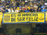 Trapo - Bandeira - Faixa - Telón - "ES MI MANERA DE SER FELIZ" Trapo de la Barra: Los Guerreros &bull; Club: Rosario Central &bull; País: Argentina