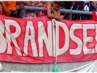 Trapo - Bandeira - Faixa - Telón - Trapo de la Barra: Los Leales • Club: Estudiantes de La Plata
