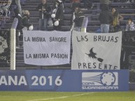 Trapo - Bandeira - Faixa - Telón - "Misma sangre misma pasion & Las Brujas Presente" Trapo de la Barra: Los Vagabundos • Club: Montevideo Wanderers • País: Uruguay