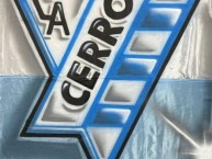 Trapo - Bandeira - Faixa - Telón - Trapo de la Barra: Los Villeros &bull; Club: Cerro &bull; País: Uruguay