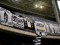Trapo - Bandeira - Faixa - Telón - "LPB 22" Trapo de la Barra: Loucos pelo Botafogo • Club: Botafogo • País: Brasil