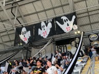 Trapo - Bandeira - Faixa - Telón - "FANTASMAS TRI DA B" Trapo de la Barra: Movimento 105 Minutos &bull; Club: Atlético Mineiro &bull; País: Brasil