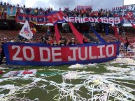 Trapo - Bandeira - Faixa - Telón - "20 DE JULIO" Trapo de la Barra: Rexixtenxia Norte • Club: Independiente Medellín • País: Colombia