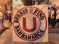 Trapo - Bandeira - Faixa - Telón - "BARRIO U FINO BAMBAMARCA" Trapo de la Barra: Trinchera Norte • Club: Universitario de Deportes