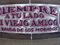 Trapo - Bandeira - Faixa - Telón - "Trapo grande hecho en Argentina en honor a Gabriel Badilla" Trapo de la Barra: Ultra Morada • Club: Saprissa • País: Costa Rica