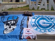Trapo - Bandeira - Faixa - Telón - "LA TRIBUNA DEL VENDAVAL" Trapo de la Barra: Vendaval Celeste • Club: Deportivo Garcilaso
